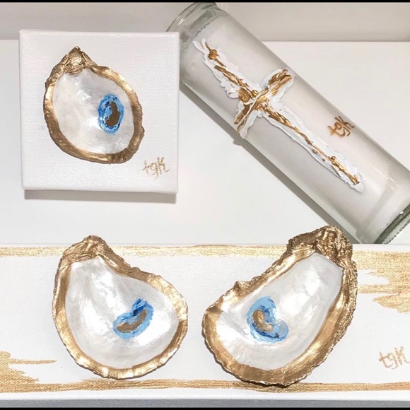 White Oyster Collection